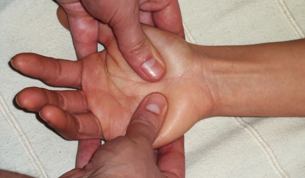 Formation  Massage des  Mains à Distance